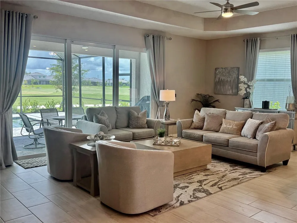 19146 CHERRYSTONE WAY Lakewood Ranch, FL 34211