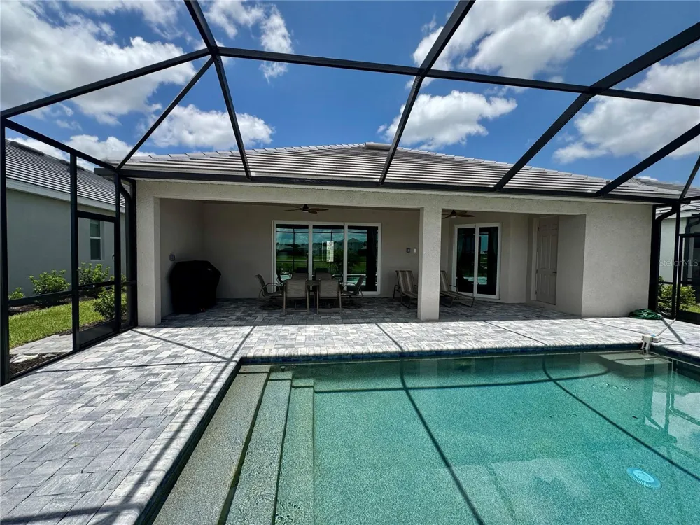 19146 CHERRYSTONE WAY Lakewood Ranch, FL 34211
