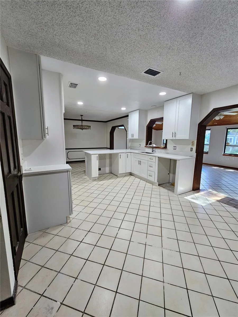 4447 TIDEWATER DRIVE Orlando, FL 32812