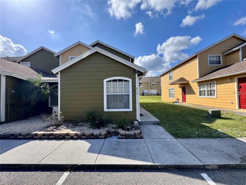 439 COCONUT PALM WAY Davenport, FL 33897