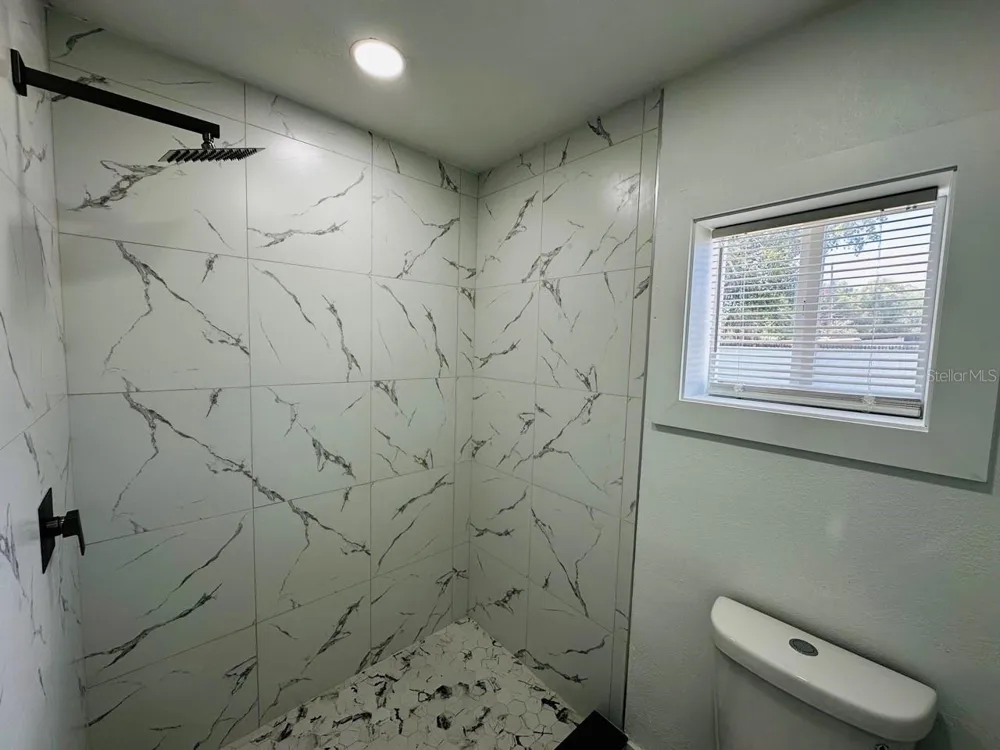 136 LYNBROOK DRIVE Orlando, FL 32807