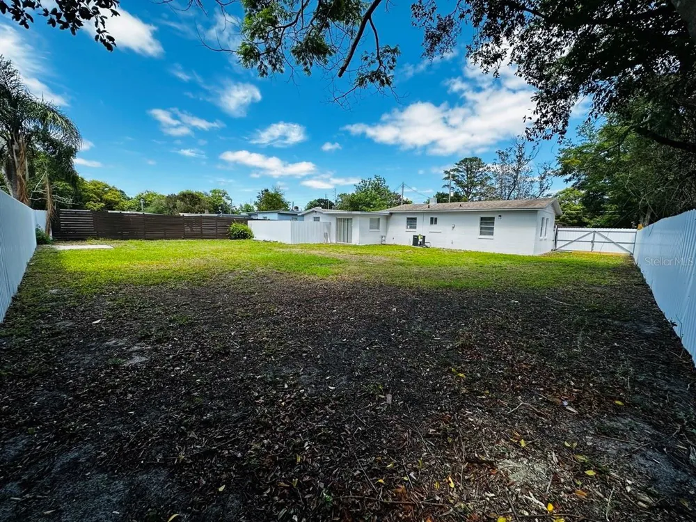 136 LYNBROOK DRIVE Orlando, FL 32807