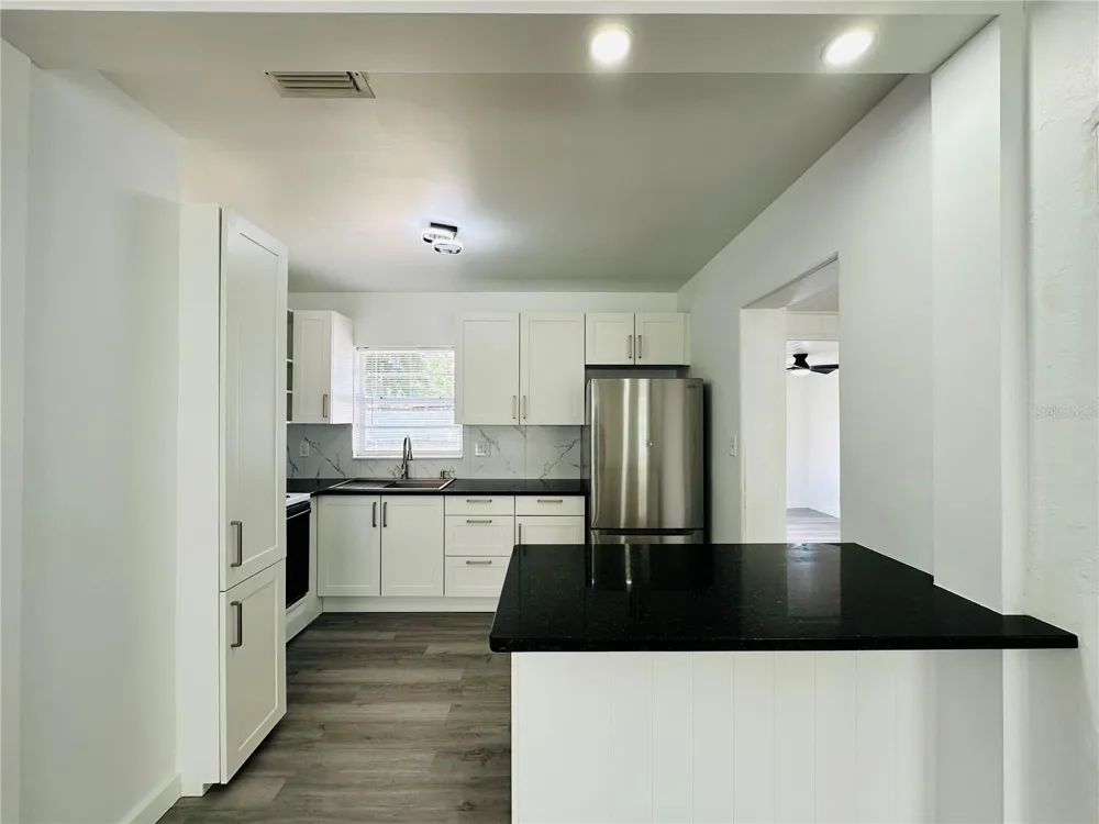 136 LYNBROOK DRIVE Orlando, FL 32807