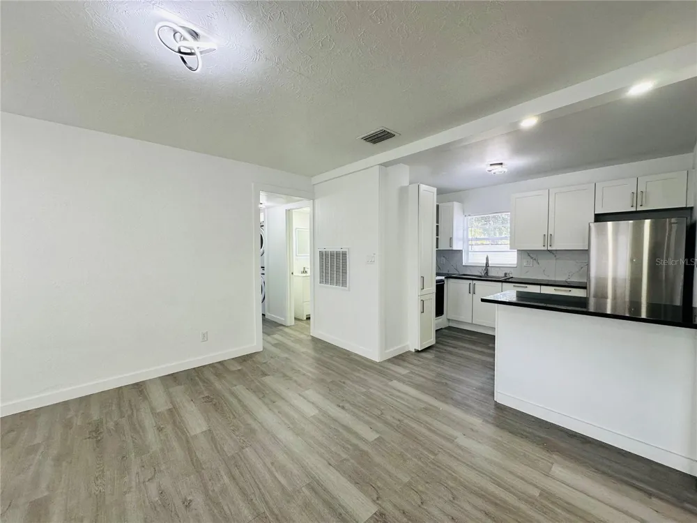 136 LYNBROOK DRIVE Orlando, FL 32807