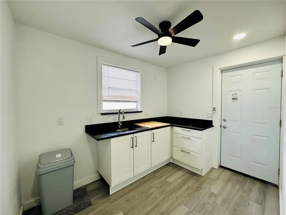 136 LYNBROOK DRIVE Orlando, FL 32807