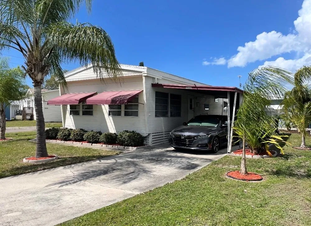 5037 9TH STREET W Bradenton, FL 34207