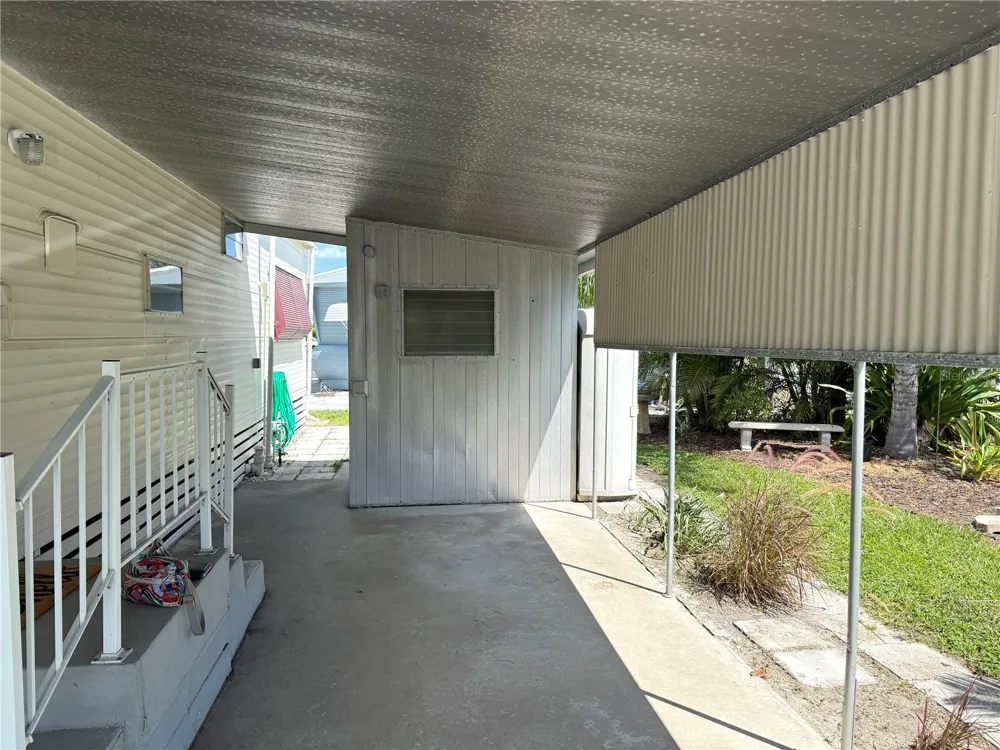 5037 9TH STREET W Bradenton, FL 34207