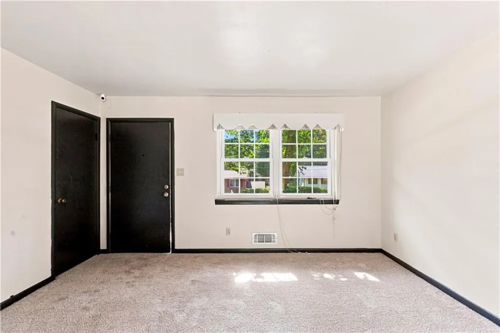 2881 Gwendon Terrace Decatur, GA 30034