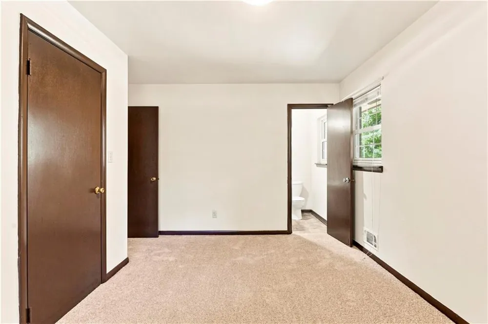 2881 Gwendon Terrace Decatur, GA 30034