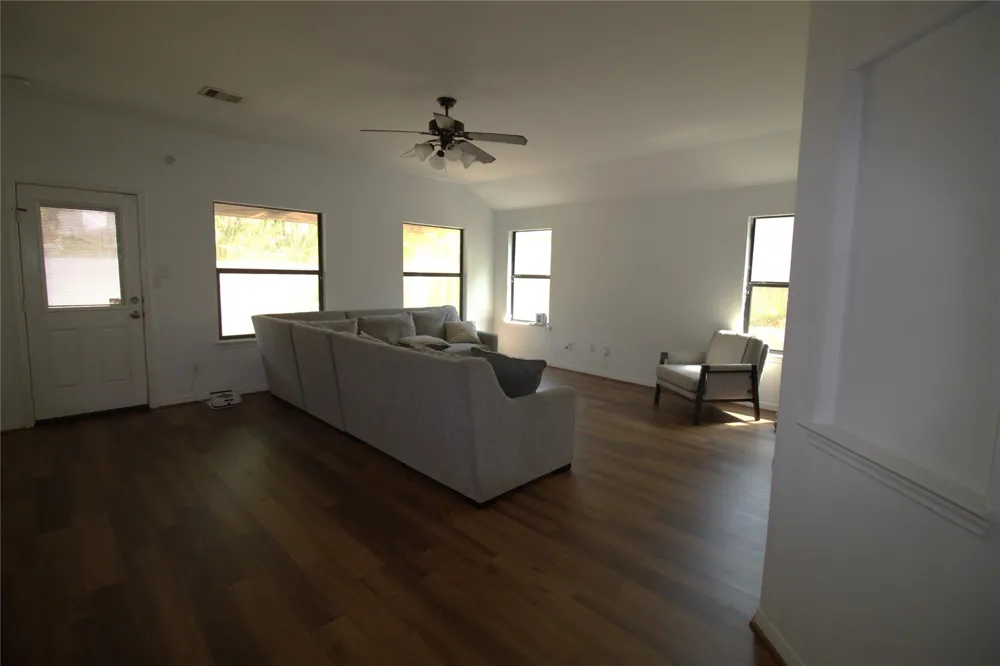 6022 Crakston Street Houston, TX 77084
