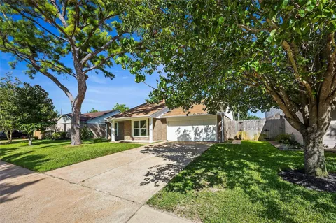 10814 Village Trail Drive