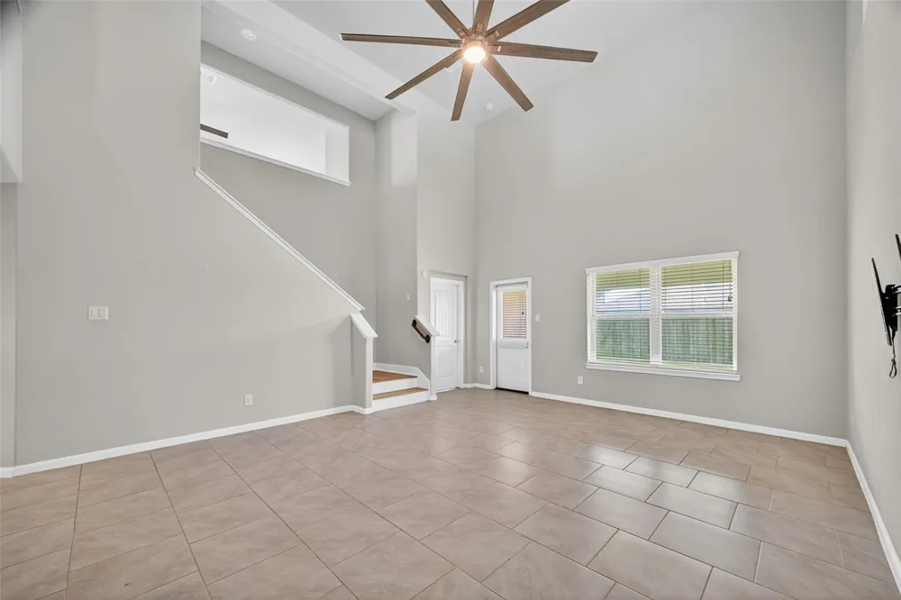 718 Harvest Bluff Drive Rosharon, TX 77583