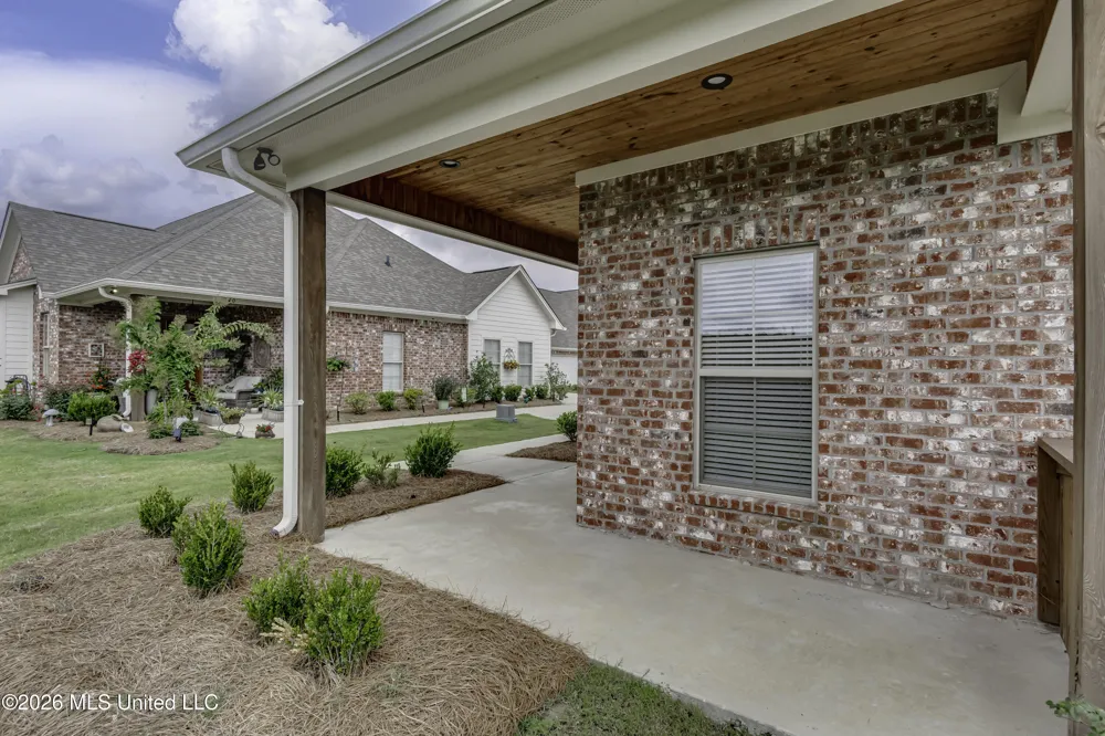 220 Freedom Ring Drive Brandon, MS 39047