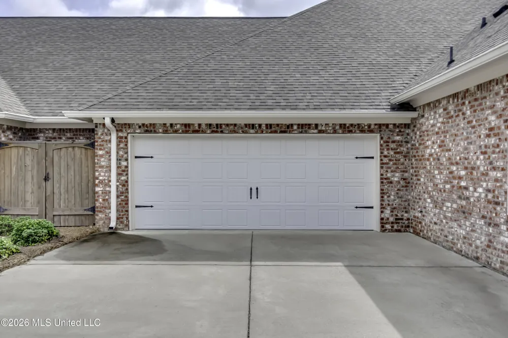 220 Freedom Ring Drive Brandon, MS 39047