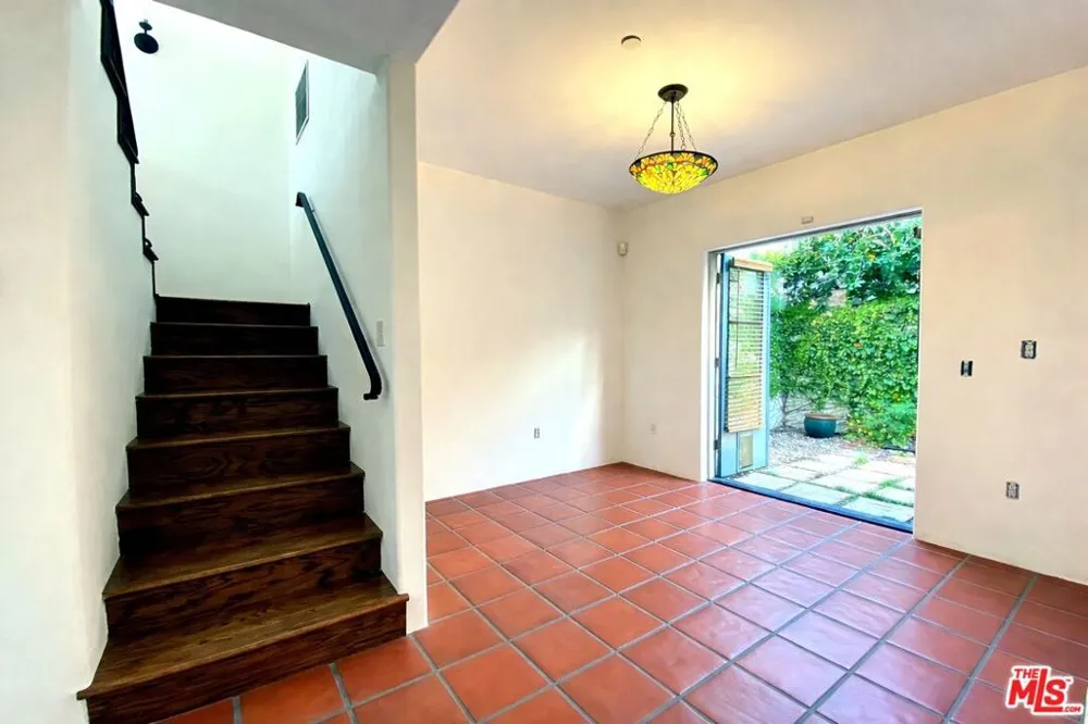 1414 Harper Avenue #16 West Hollywood, CA 90046