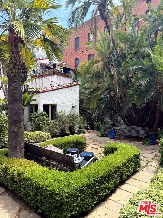 1414 Harper Avenue #16 West Hollywood, CA 90046