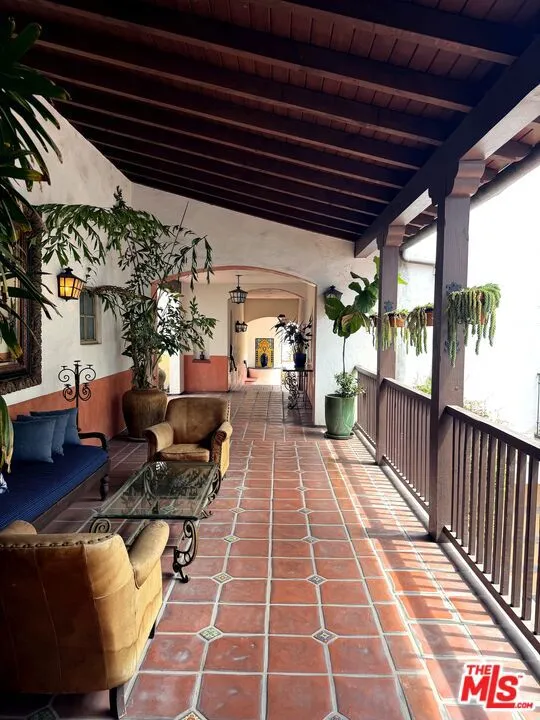 1414 Harper Avenue #16 West Hollywood, CA 90046