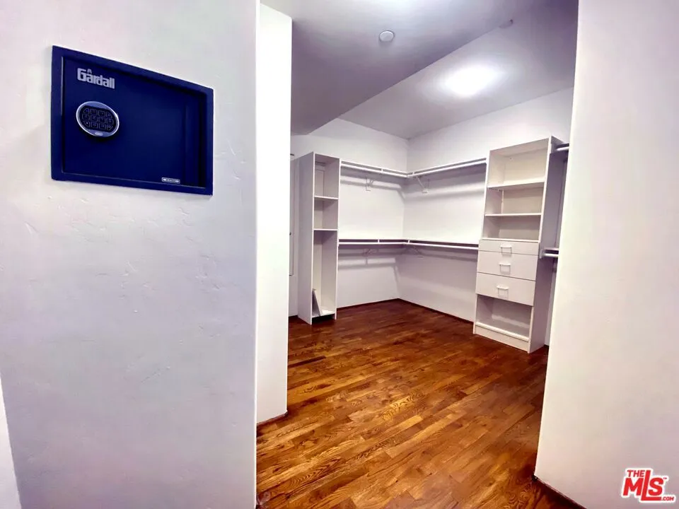 1414 Harper Avenue #16 West Hollywood, CA 90046