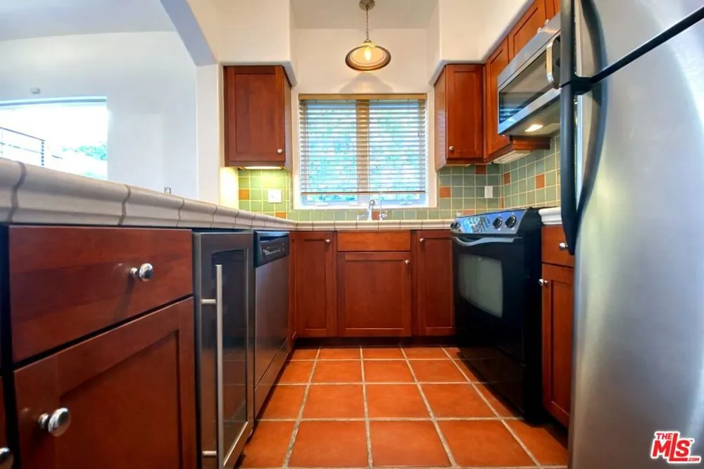 1414 Harper Avenue #16 West Hollywood, CA 90046