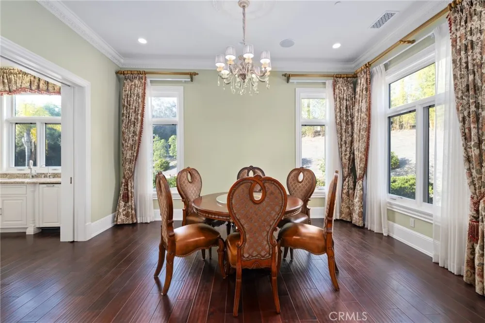 165 Circle Bradbury, CA 91008