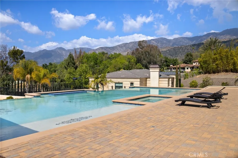 165 Circle Bradbury, CA 91008