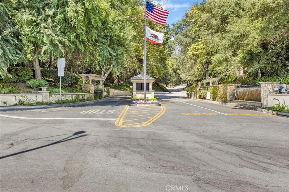 165 Circle Bradbury, CA 91008