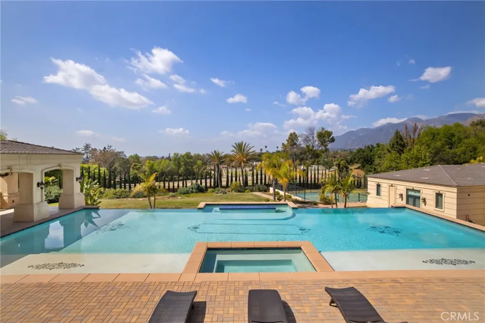 165 Circle Bradbury, CA 91008