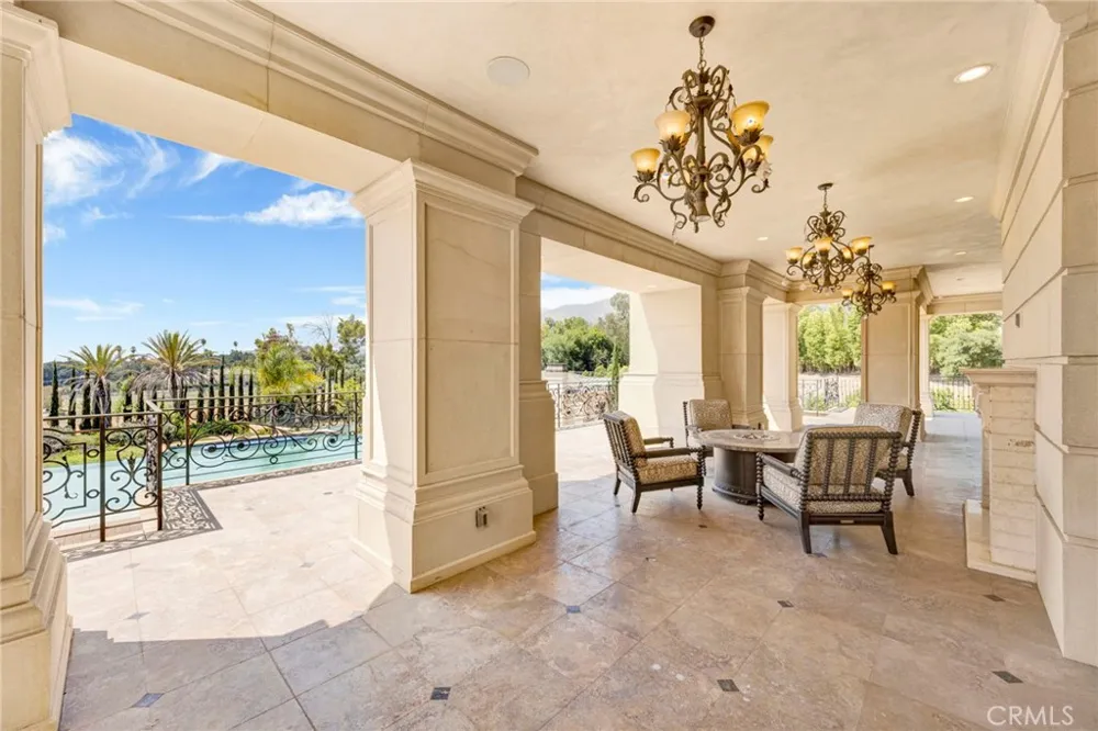 165 Circle Bradbury, CA 91008