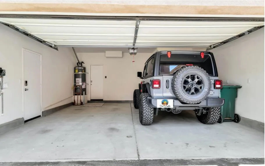 530 Calle Vibrante Palm Desert, CA 92211