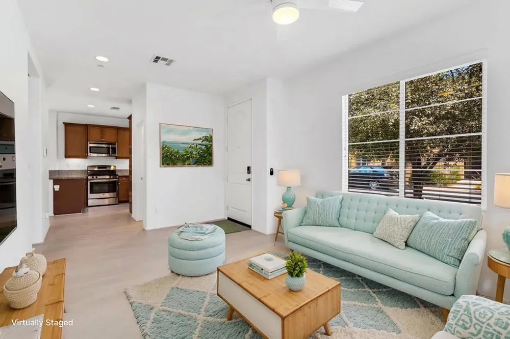 530 Calle Vibrante Palm Desert, CA 92211