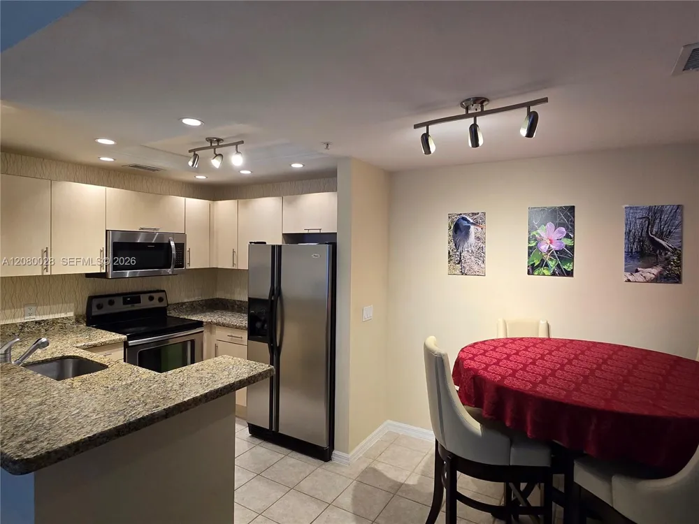 2107 SE 10th Ave #818 Fort Lauderdale, FL 33316