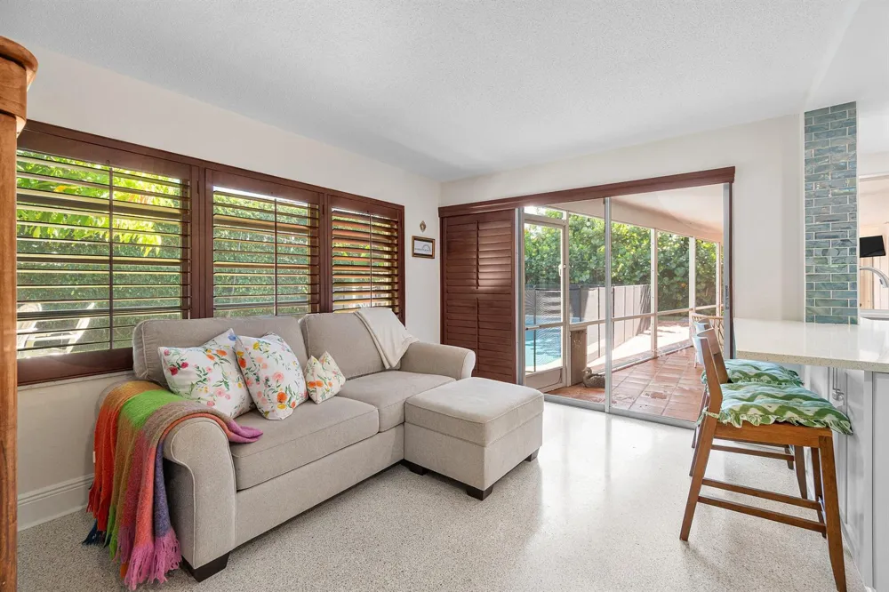 943 SW 5th Street Boca Raton, FL 33486