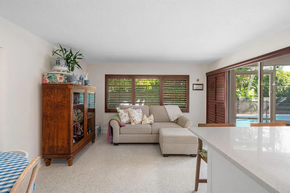 943 SW 5th Street Boca Raton, FL 33486