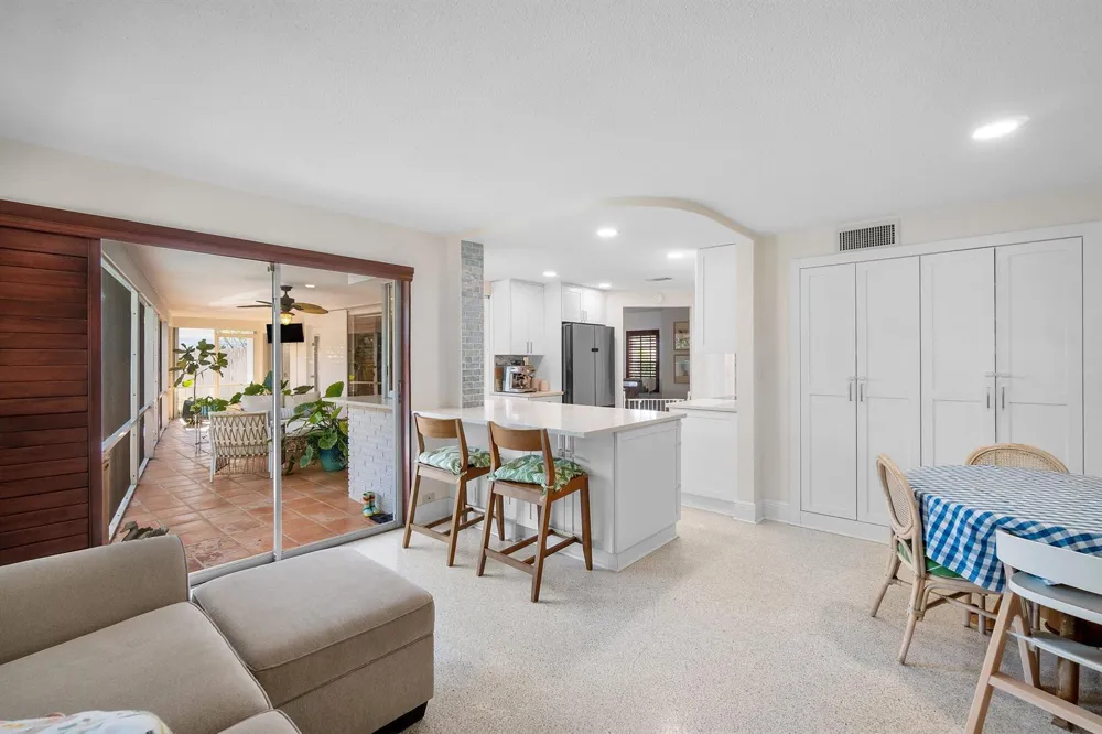943 SW 5th Street Boca Raton, FL 33486