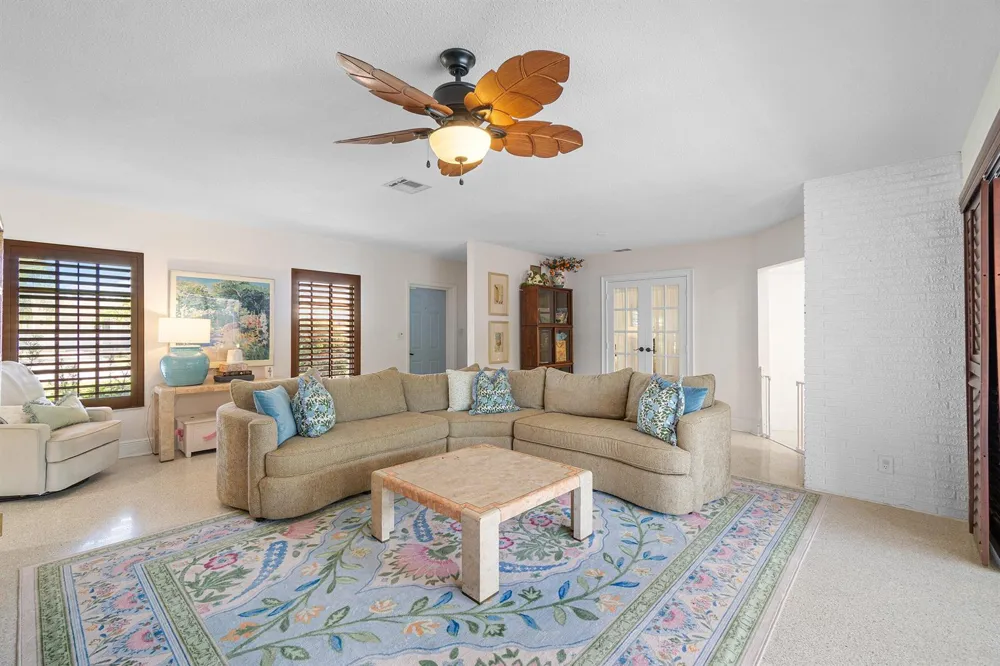 943 SW 5th Street Boca Raton, FL 33486