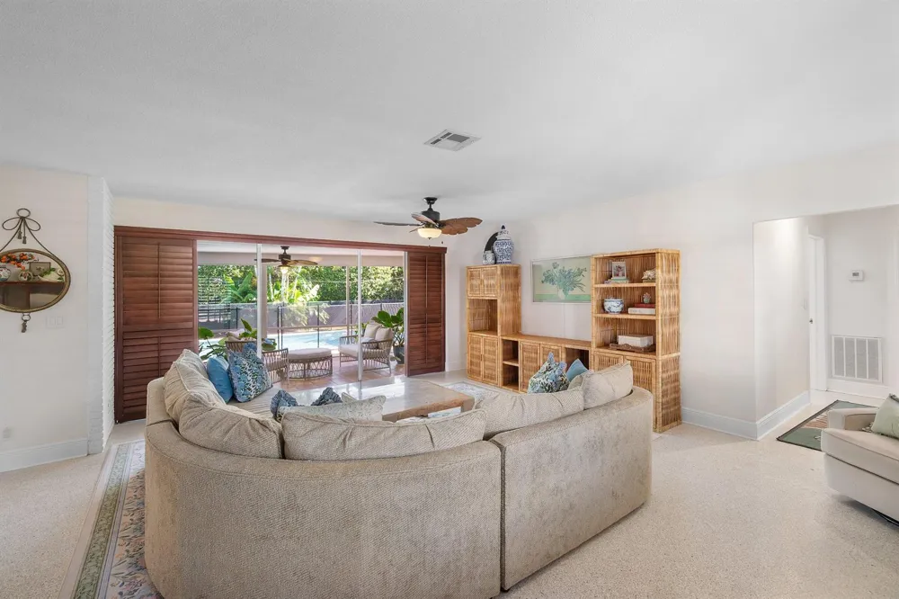 943 SW 5th Street Boca Raton, FL 33486