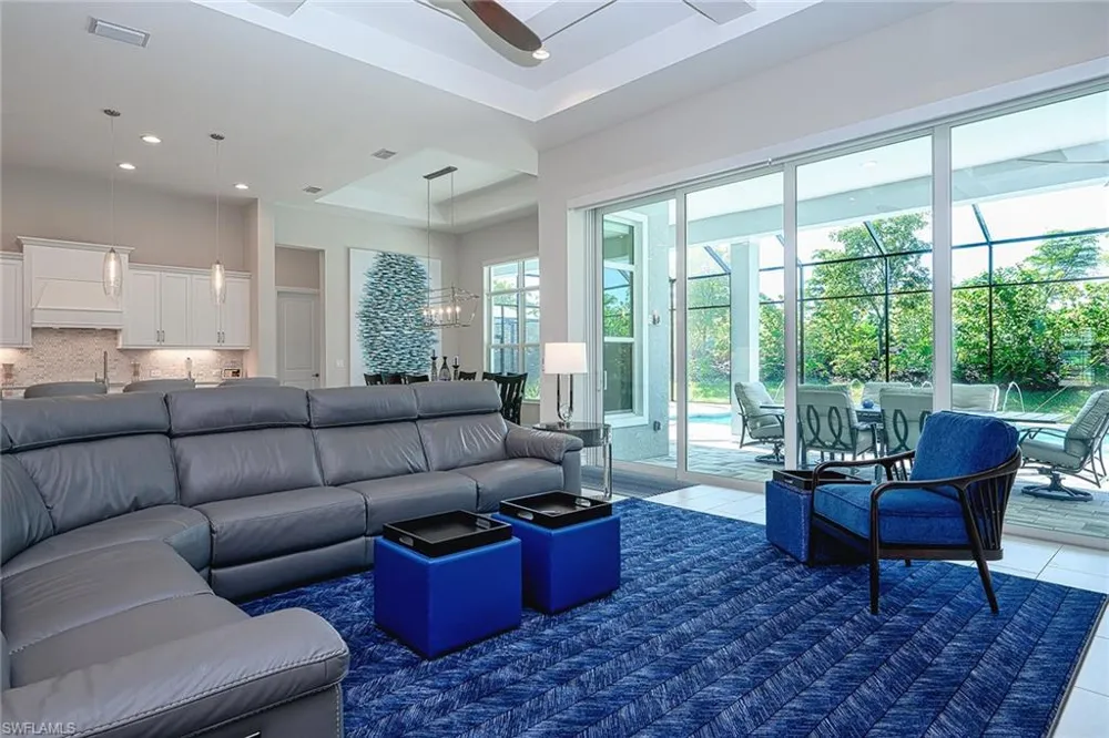 14232 Laguna Springs Lane Naples, FL 34114