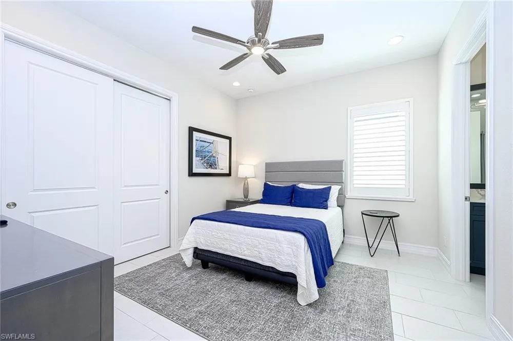 14232 Laguna Springs Lane Naples, FL 34114