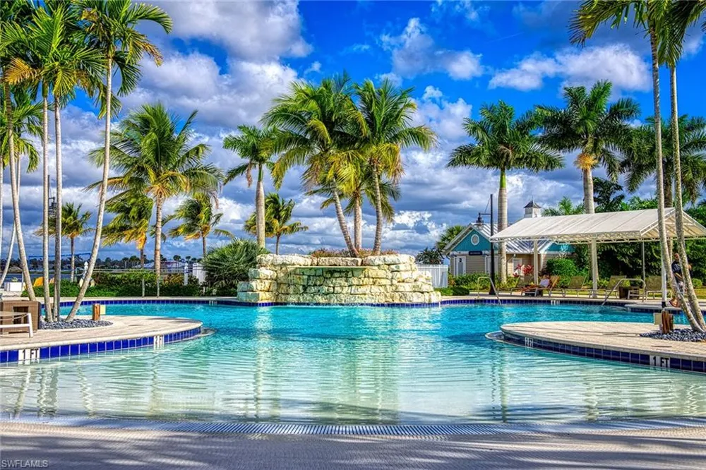 14232 Laguna Springs Lane Naples, FL 34114