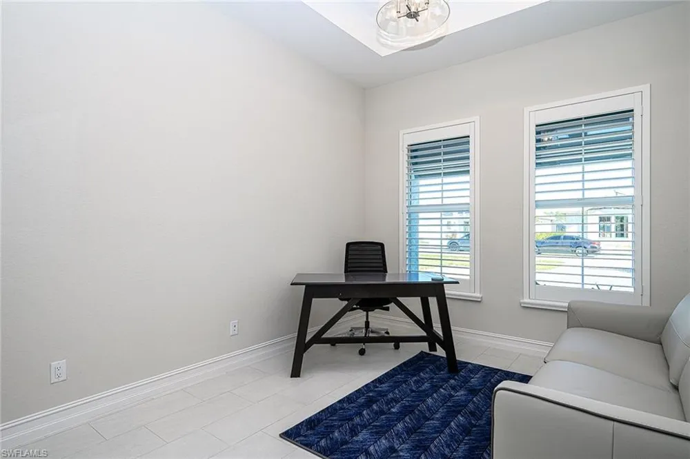 14232 Laguna Springs Lane Naples, FL 34114