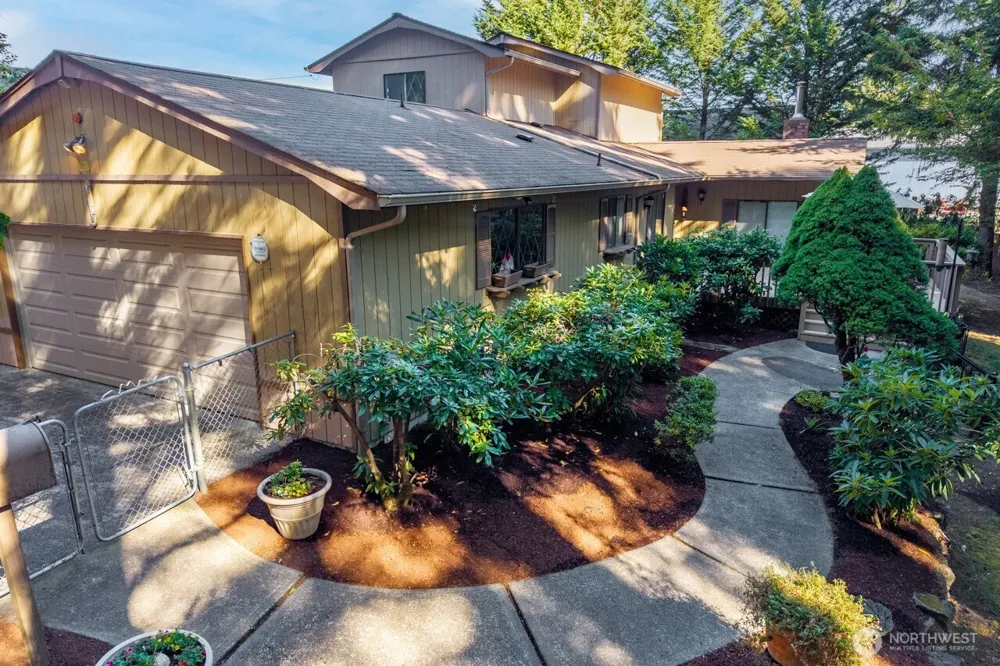 9215 96th Street NW Gig Harbor, WA 98332