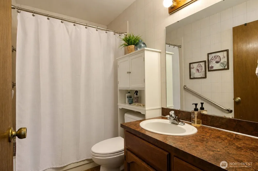 9215 96th Street NW Gig Harbor, WA 98332