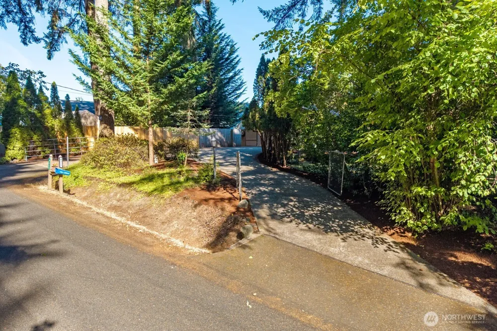 9215 96th Street NW Gig Harbor, WA 98332