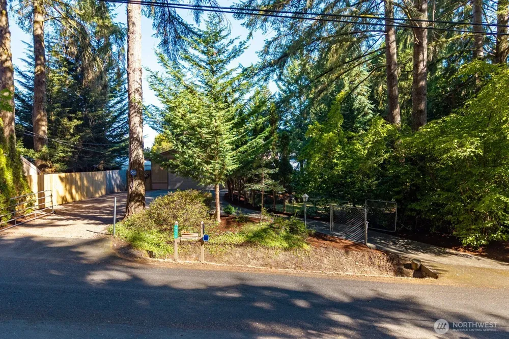 9215 96th Street NW Gig Harbor, WA 98332