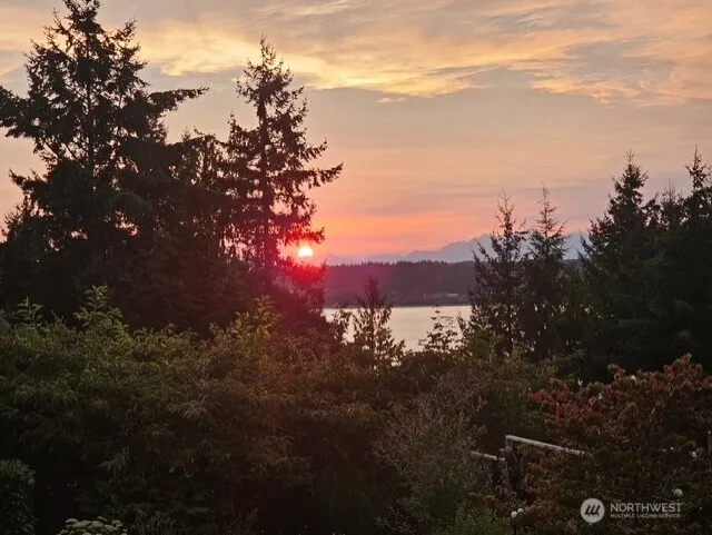 9215 96th Street NW Gig Harbor, WA 98332
