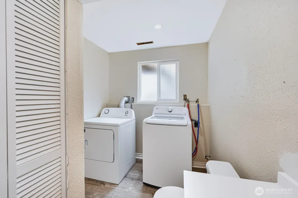1213 S Skyline Drive Moses Lake, WA 98837