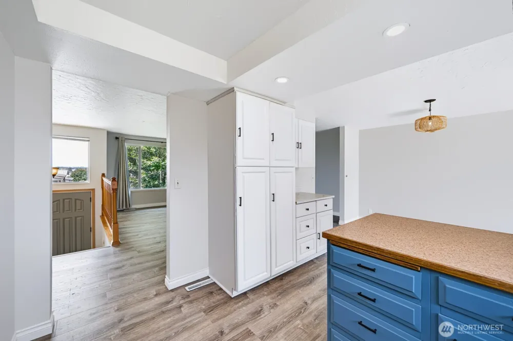 1213 S Skyline Drive Moses Lake, WA 98837