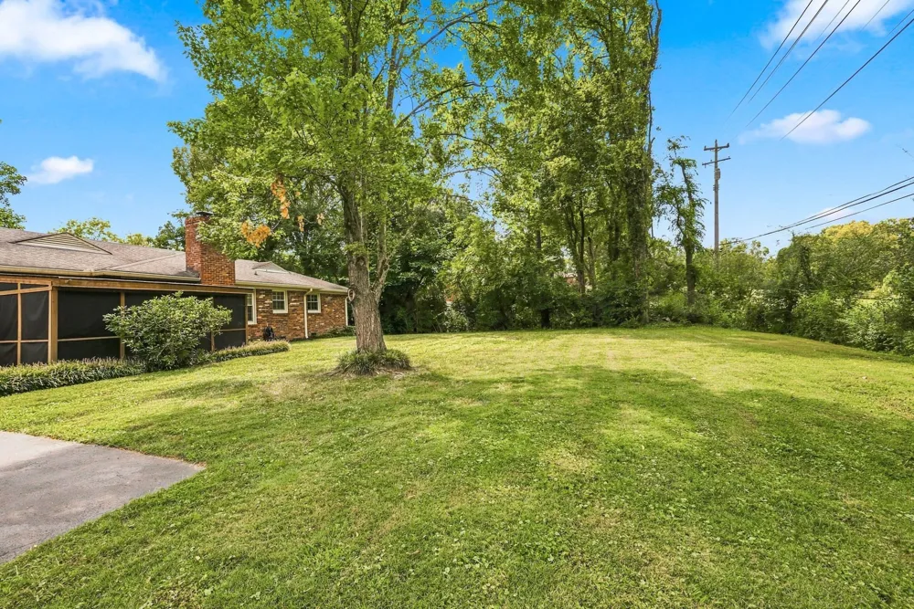 5321 Overton Rd Nashville, TN 37220