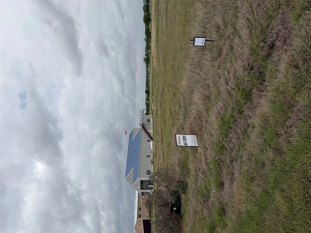330 Airfield Road Fentress, TX 78622