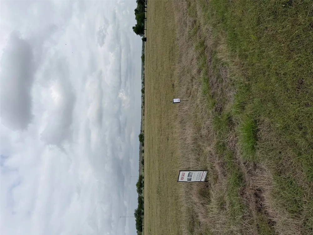 330 Airfield Road Fentress, TX 78622